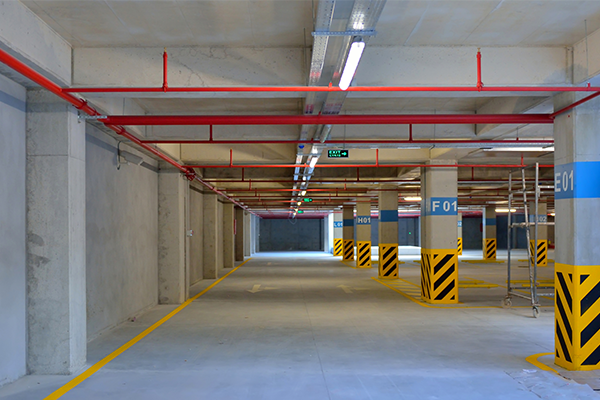 Sprinkler system in a parking garage